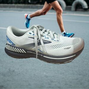 Brooks GTS 23 Women’s Running Shoes, Size 8 Wide